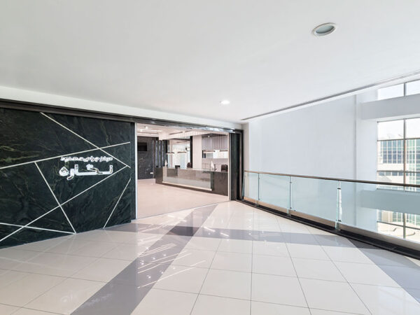 NEXO linear lighting-Mahdood Negareh Surgery Center-verona-echo-led