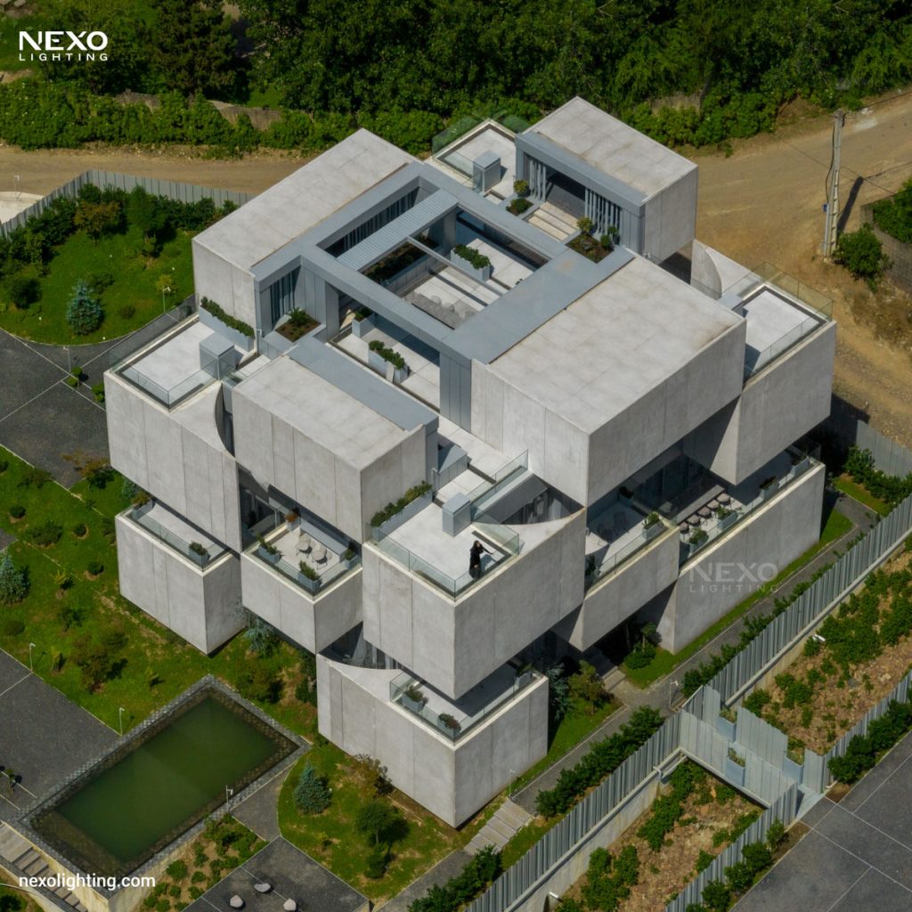 Double-Sided House lighting project, nexo